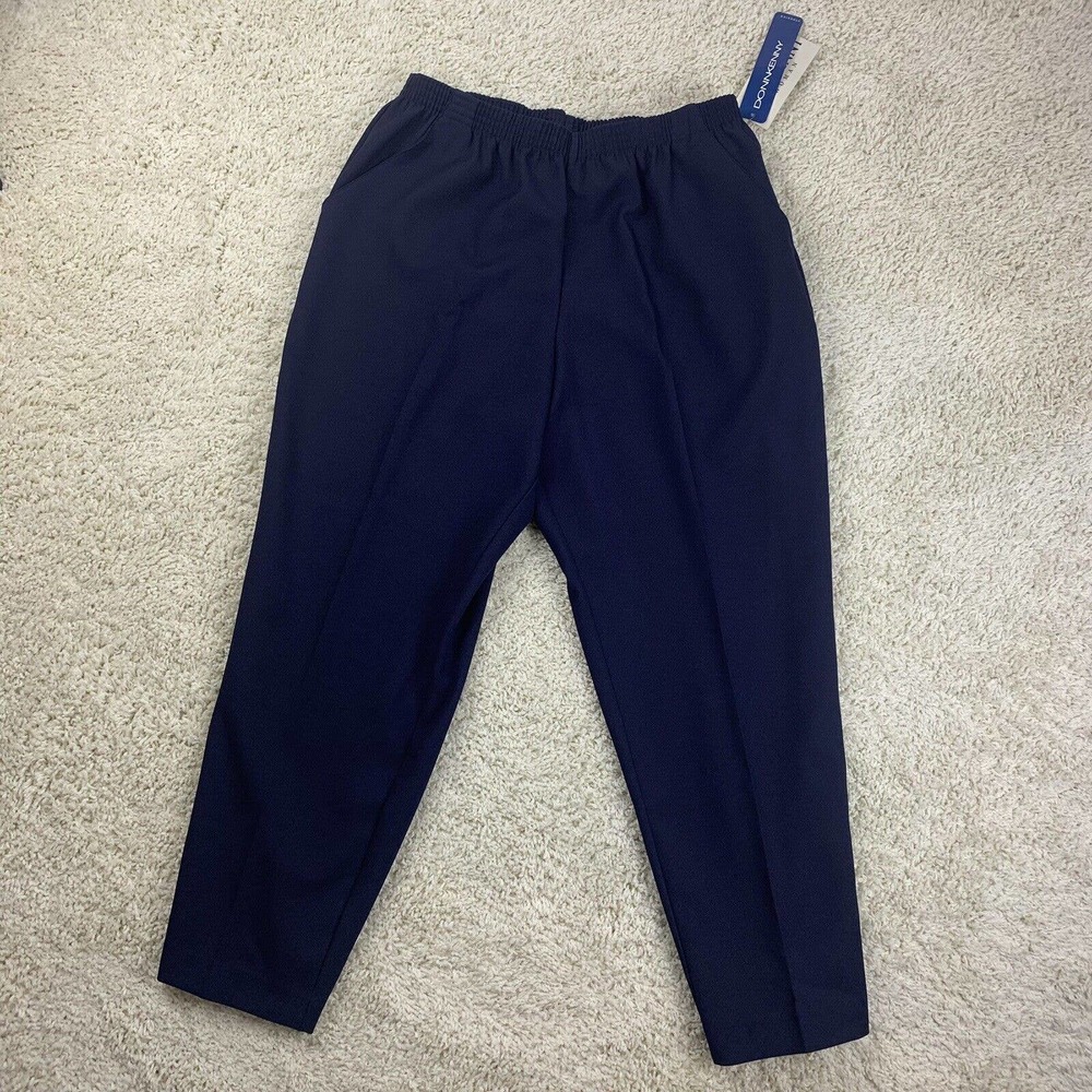 DONNKENNY CLASSICS NEW WITH TAGS SHORT LENGTH PANTS NAVY BLUE SIZE 22WP